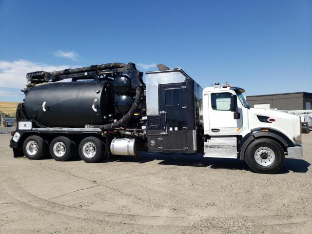  Salvage Peterbilt 567