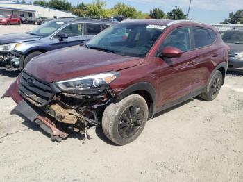  Salvage Hyundai TUCSON