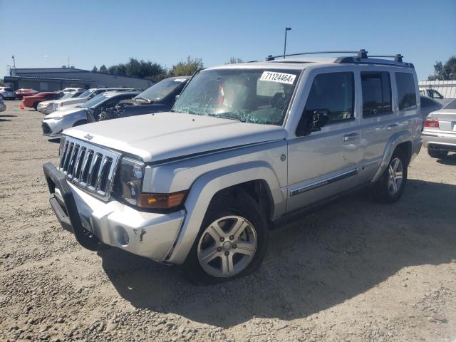  Salvage Jeep Commander