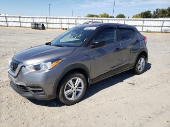  Salvage Nissan Kicks