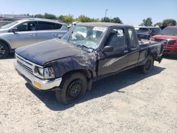  Salvage Toyota Pickup