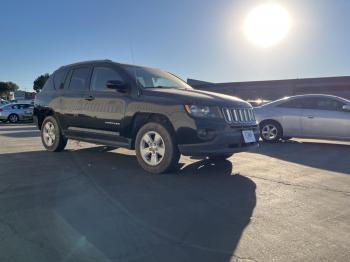  Salvage Jeep Compass