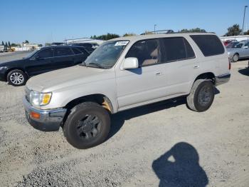  Salvage Toyota 4Runner