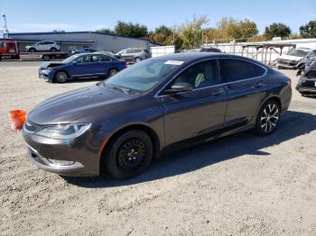  Salvage Chrysler 200