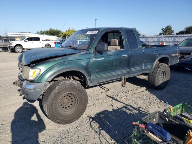  Salvage Toyota Tacoma