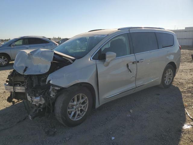  Salvage Chrysler Pacifica