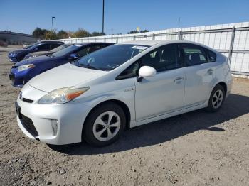  Salvage Toyota Prius