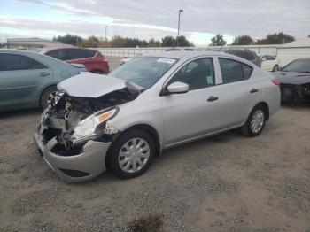  Salvage Nissan Versa