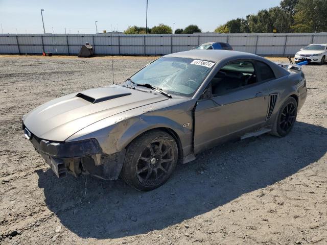  Salvage Ford Mustang