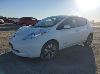  Salvage Nissan LEAF