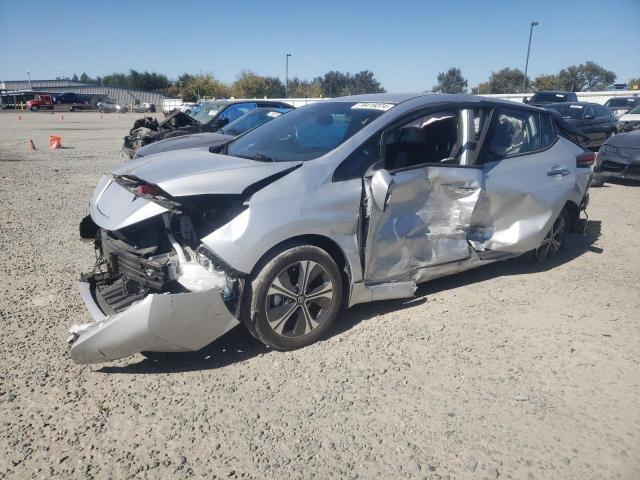  Salvage Nissan LEAF