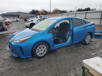  Salvage Toyota Prius