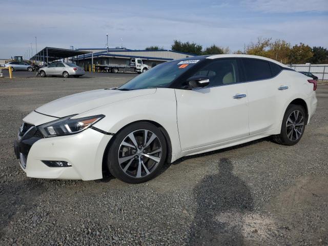  Salvage Nissan Maxima