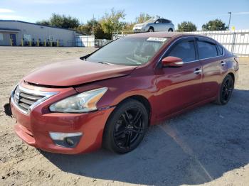  Salvage Nissan Altima