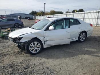  Salvage Toyota Avalon