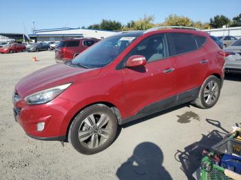  Salvage Hyundai TUCSON