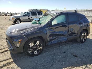  Salvage Hyundai KONA