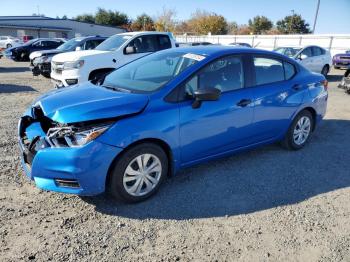  Salvage Nissan Versa