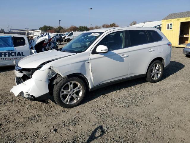  Salvage Mitsubishi Outlander