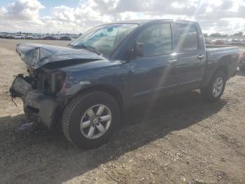  Salvage Nissan Titan