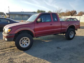  Salvage Toyota Tacoma