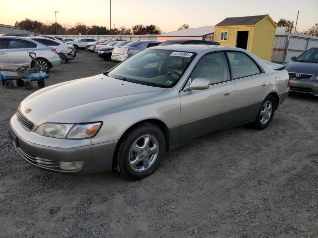  Salvage Lexus Es