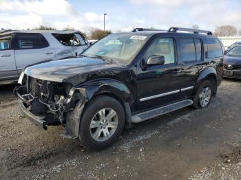  Salvage Nissan Pathfinder