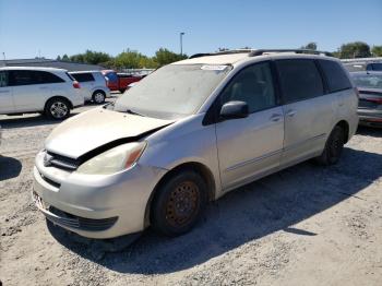  Salvage Toyota Sienna