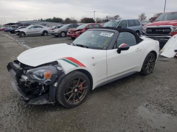  Salvage FIAT 124 Spider