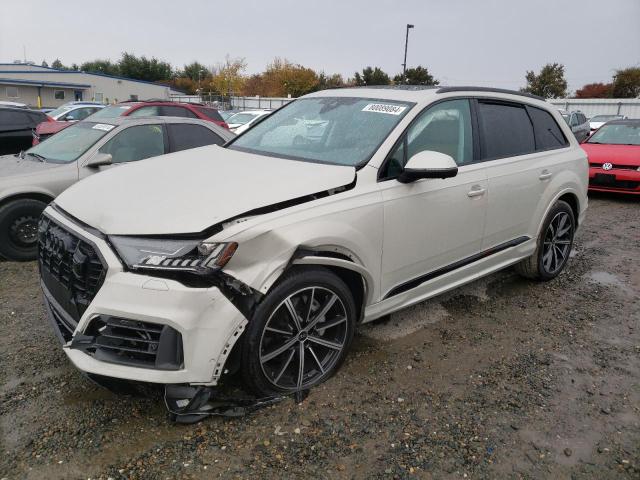  Salvage Audi Q7