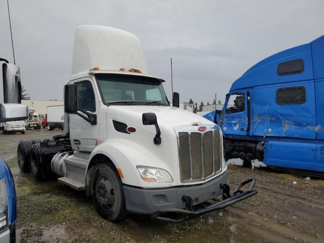  Salvage Peterbilt 579