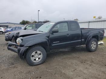  Salvage Toyota Tacoma