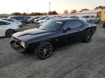  Salvage Dodge Challenger