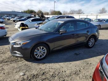  Salvage Mazda 3