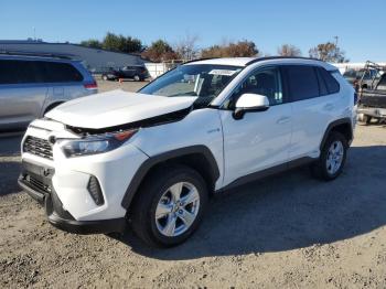  Salvage Toyota RAV4