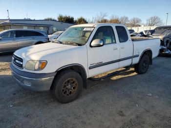  Salvage Toyota Tundra