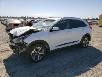  Salvage Kia Niro