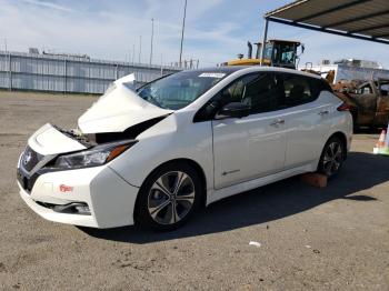  Salvage Nissan LEAF