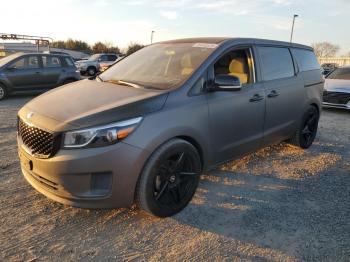  Salvage Kia Sedona