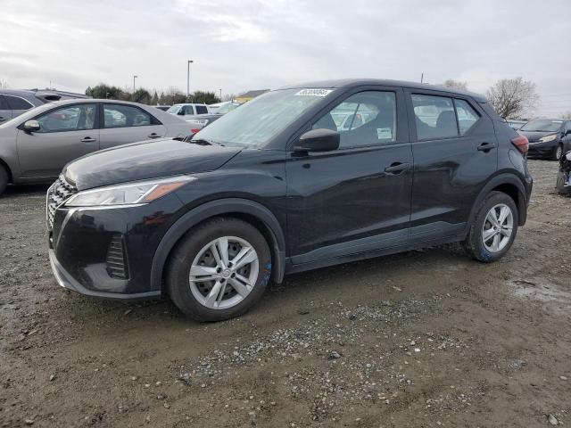  Salvage Nissan Kicks