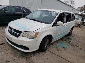  Salvage Dodge Caravan