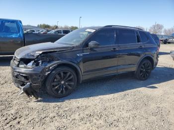  Salvage Volkswagen Tiguan