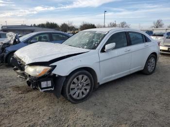  Salvage Chrysler 200