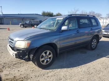  Salvage Toyota Highlander