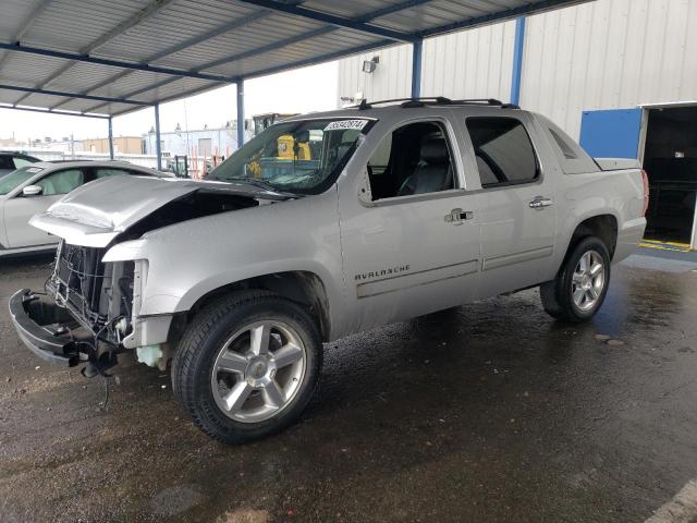  Salvage Chevrolet Avalanche