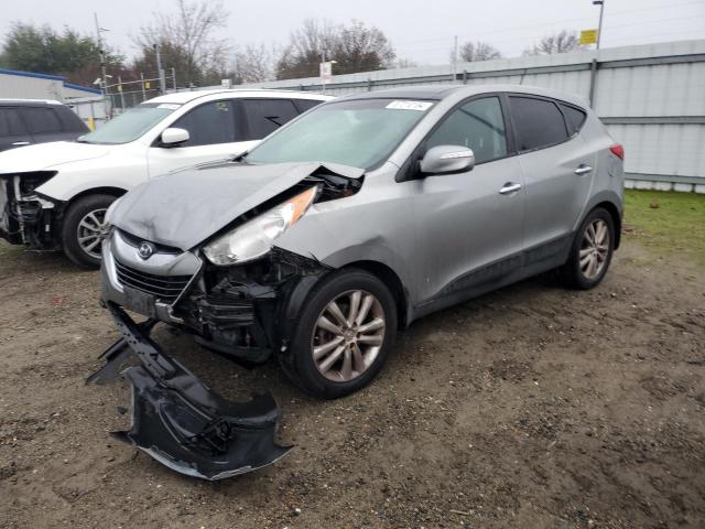  Salvage Hyundai TUCSON