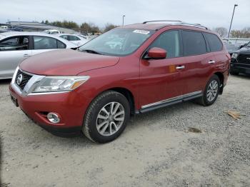  Salvage Nissan Pathfinder