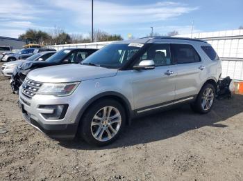  Salvage Ford Explorer