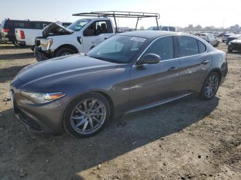  Salvage Alfa Romeo Giulia