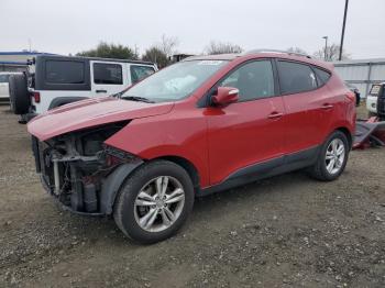  Salvage Hyundai TUCSON